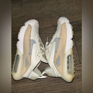 Women’s Nike Air Max